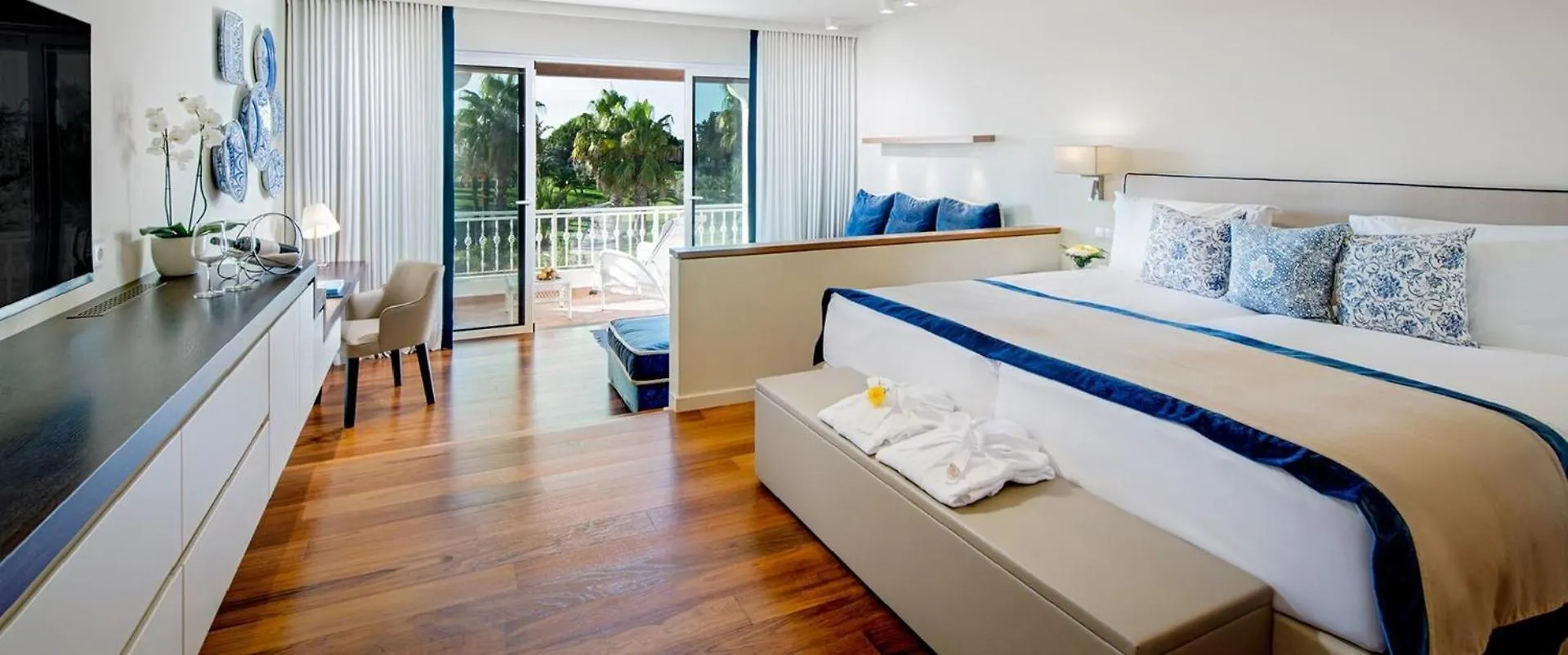 Hotel Group Ντουμπάι 4*,